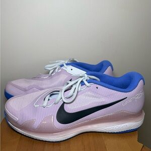 Nike Women's Air Court Zoom Vapor Pro Athletic Tennis Shoes | 10